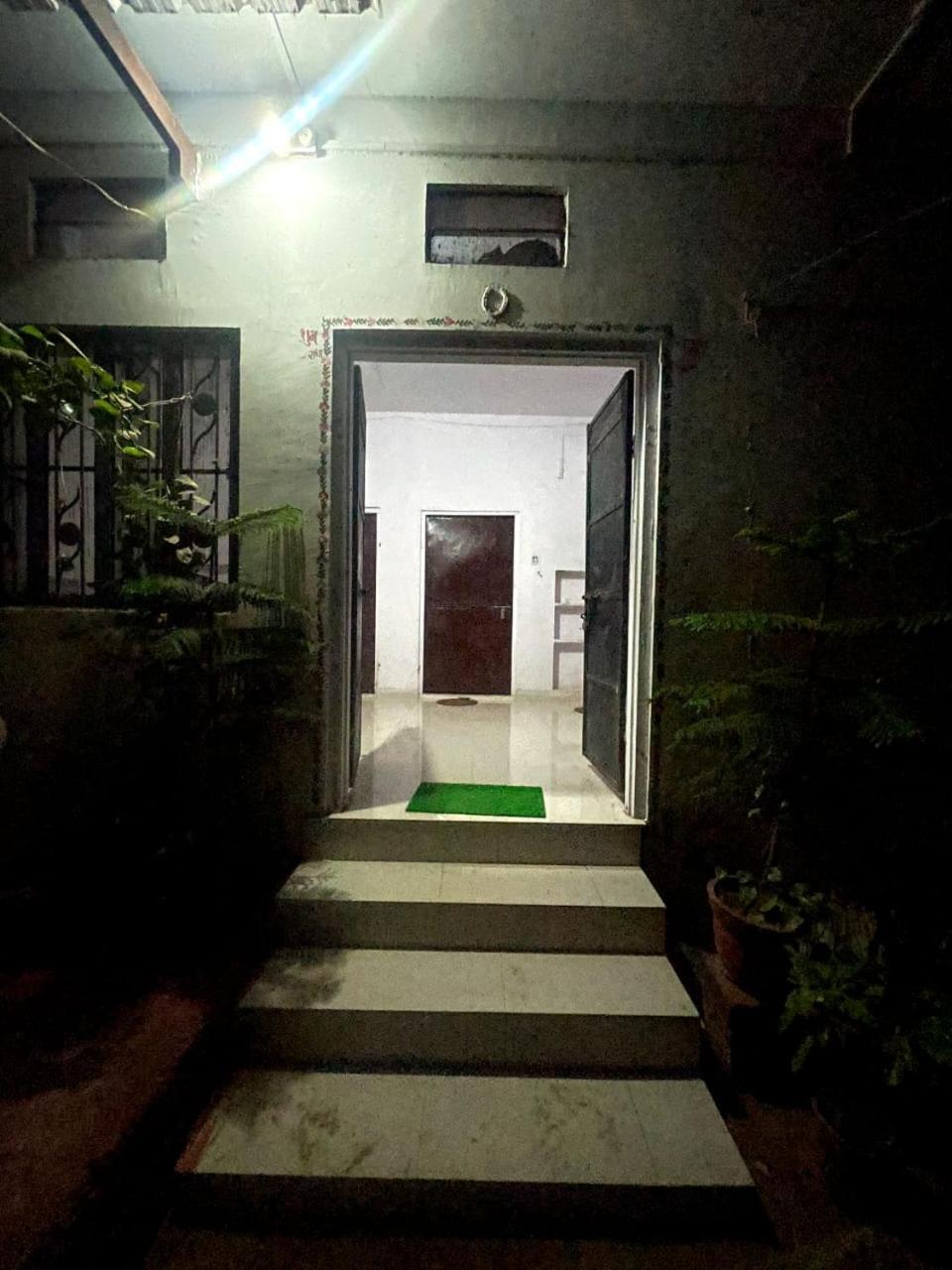 Hotel The Pushkar Flower Exterior photo