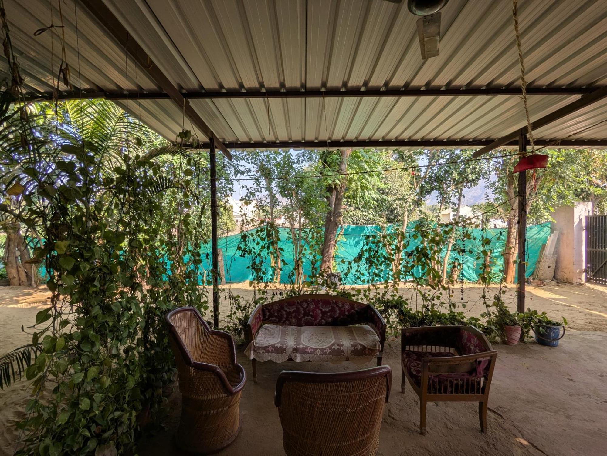 Hotel The Pushkar Flower Exterior photo
