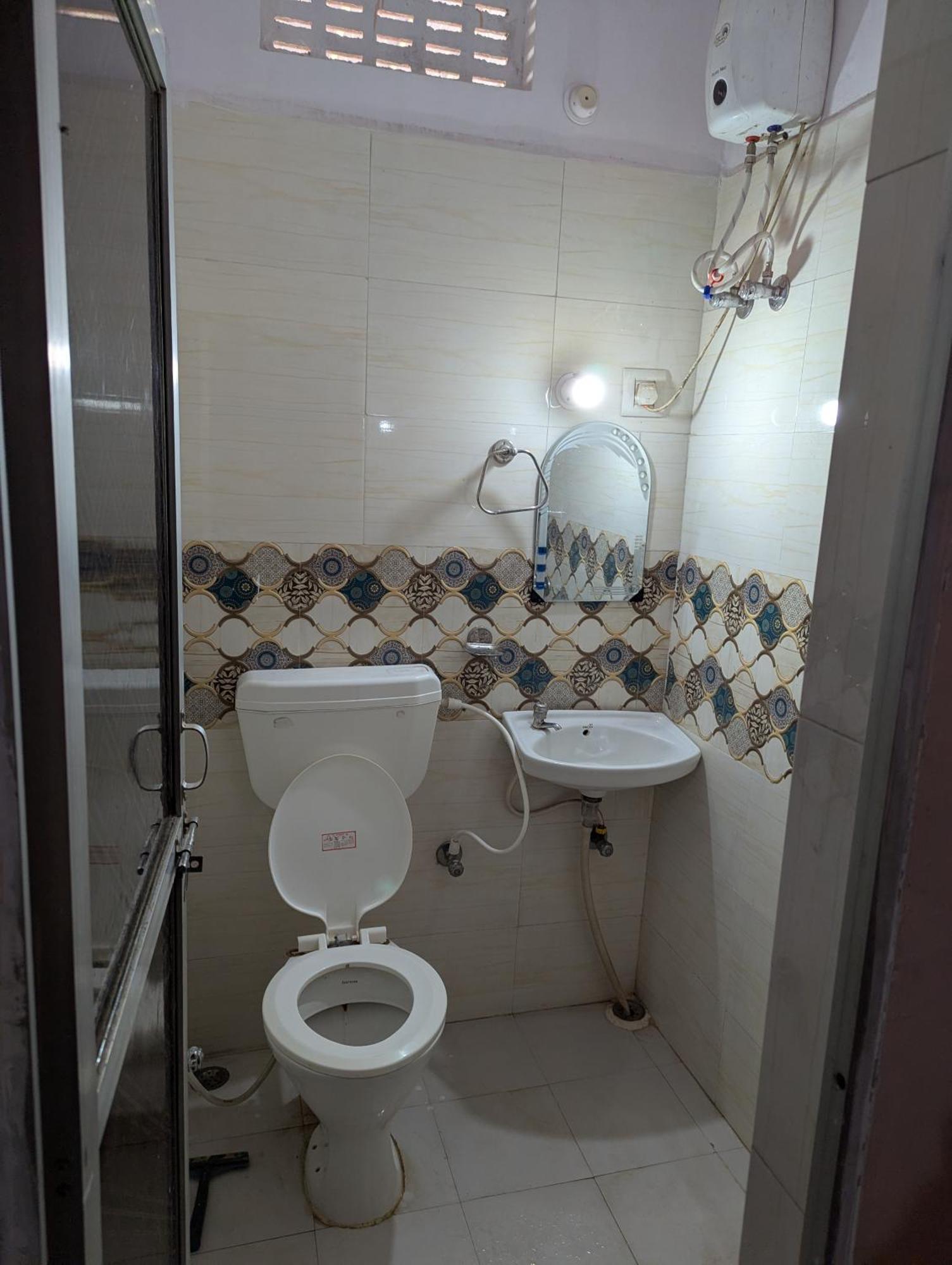 Hotel The Pushkar Flower Room photo