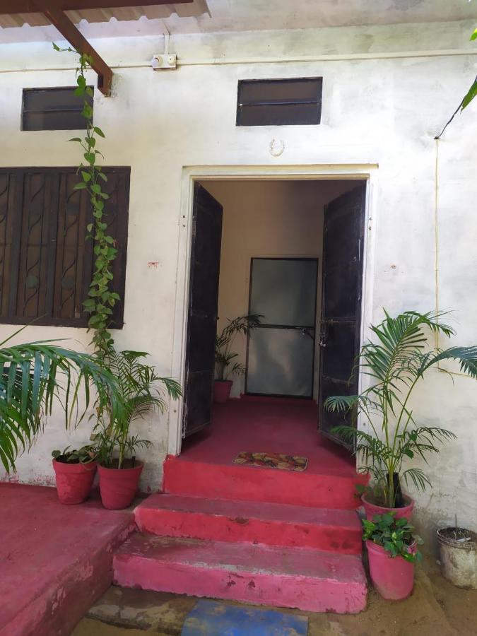 Hotel The Pushkar Flower Exterior photo
